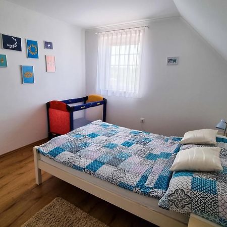 White Apartment Keszthely Extérieur photo