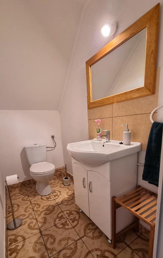 White Apartment Keszthely Extérieur photo